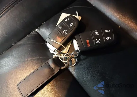 2022 Jeep Grand Cherokee Wk Limited 4X4 z USA, uszkodzony, nr VIN 1C4RJFBG8NC165785